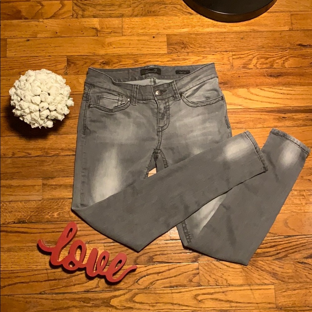 Seven7 Skinny Jean
